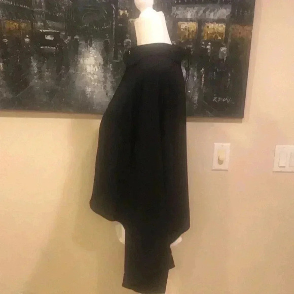 NWT T Tahari Button Front Cropped Oversized Top with Wide Sleeves-M - Picture 6 of 8